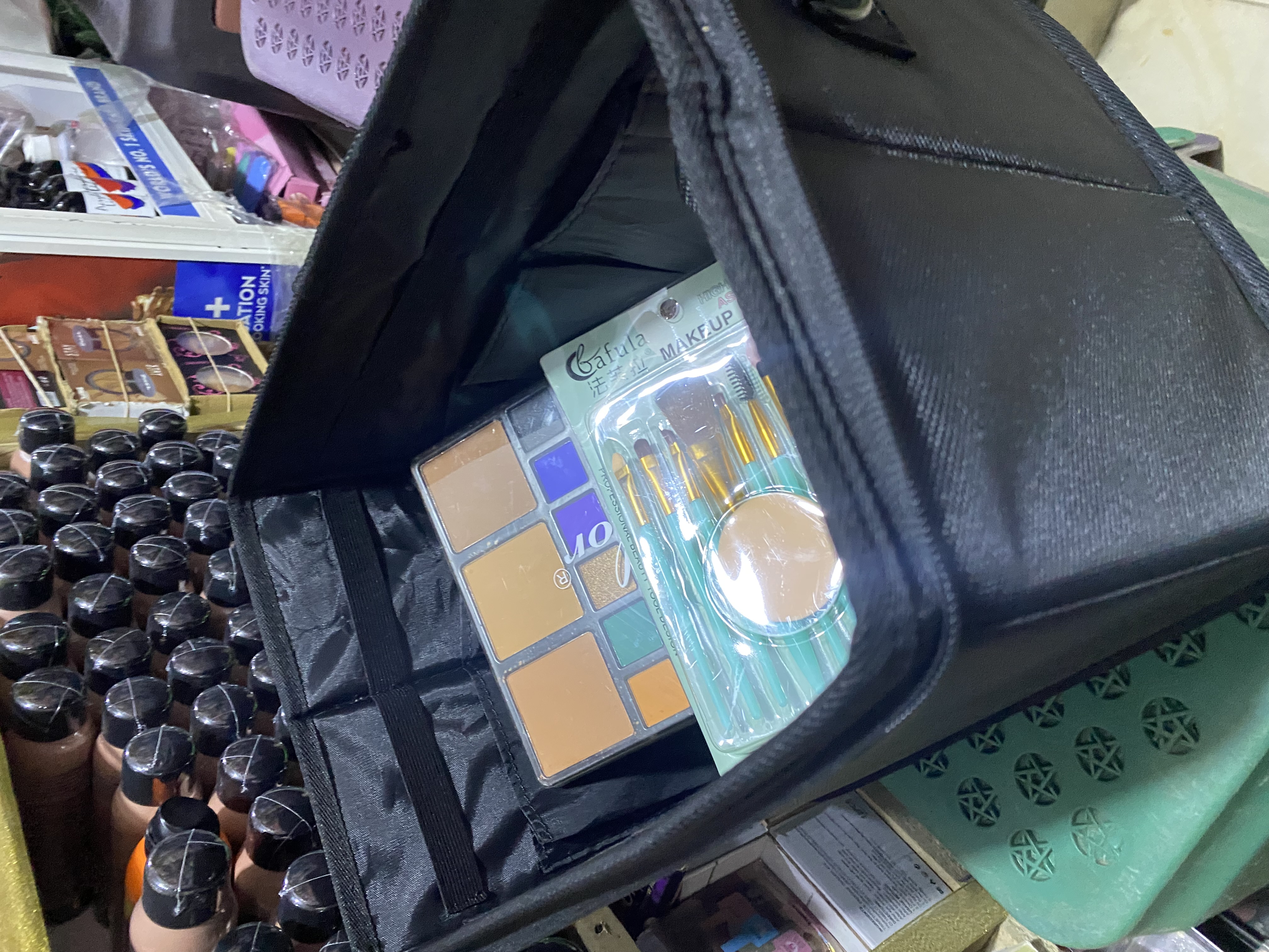 320 Makeup beginner Set with Bag