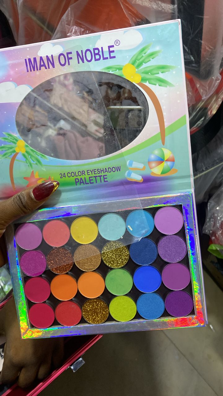 24 Color Eyeshadow Palette